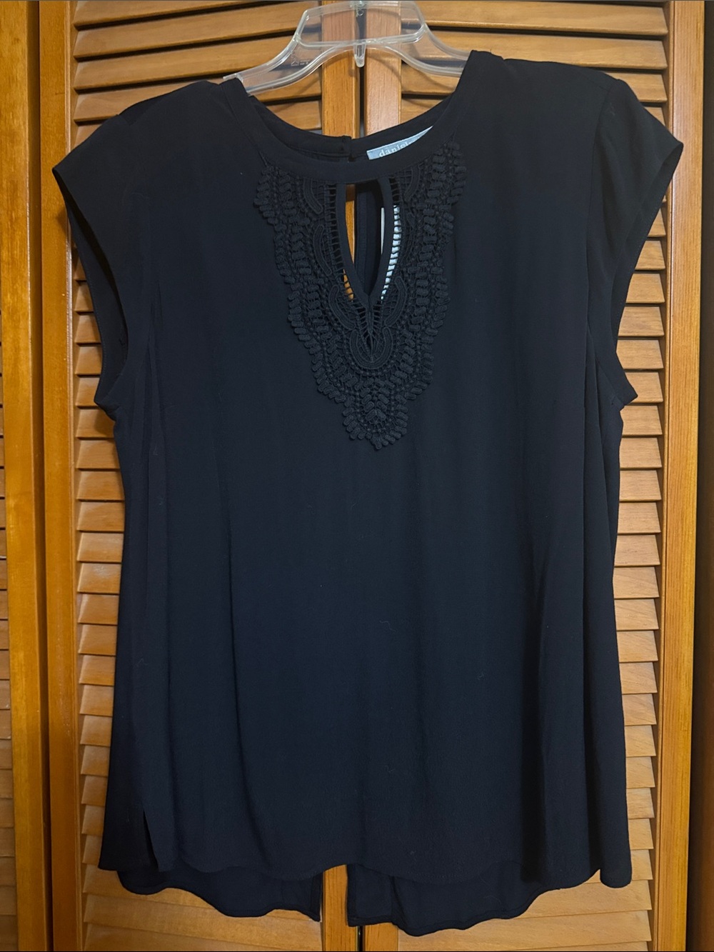 Daniel Rainn Black Crochet-Yoke Cap Sleeve Blouse
